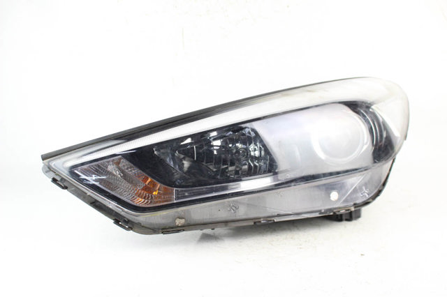 92101D7100 HYUNDAI Левая фара купить в Ирпень