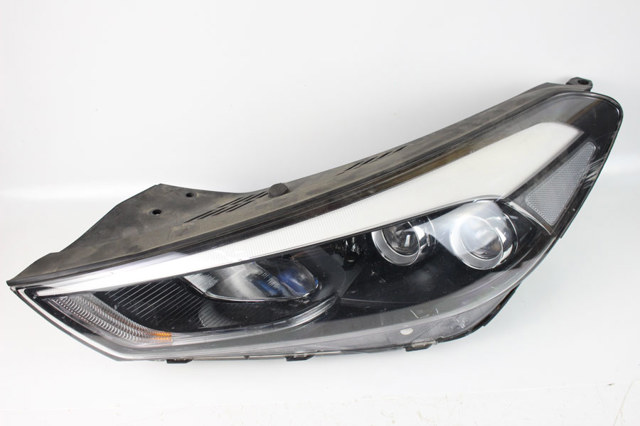 92101D7201 HYUNDAI Левая фара купить в Черновцы