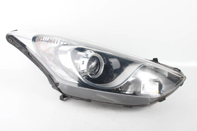 HYUNDAI 92102A6000 Фара правая в наличии Киев