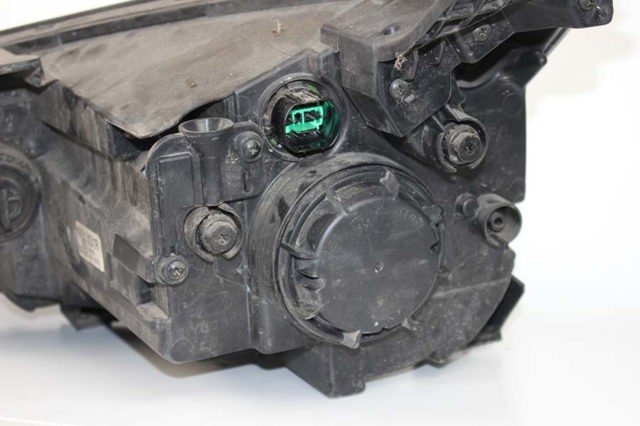 HYUNDAI 92102F2500 Фара правая в наличии Запорожье