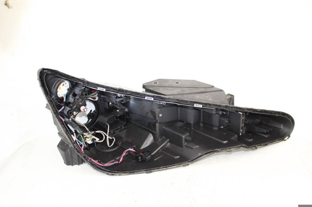 92102F2600 Правая фара купить Украина