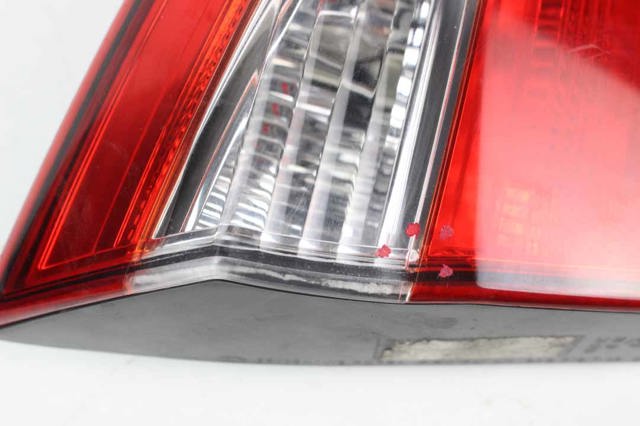 Задний левый внутренний фонарь 924031W200 HYUNDAI