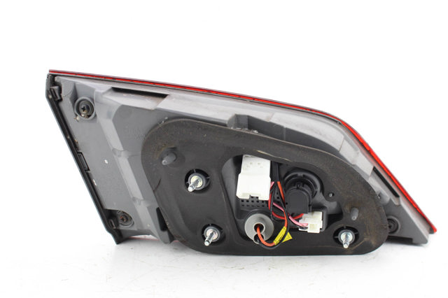 Фара задняя правая внутренняя 924043Z300 HYUNDAI