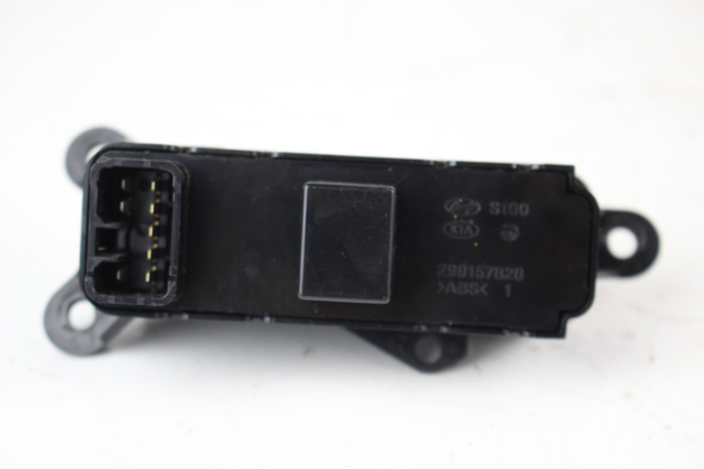 HYUNDAI 93710C5000 в наличии Черкассы