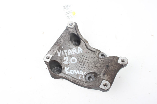 Кронштейн компрессора кондиционера 9511164J10 SUZUKI