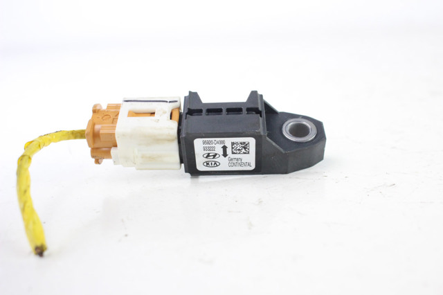 95920D4000 HYUNDAI купить в Ирпень