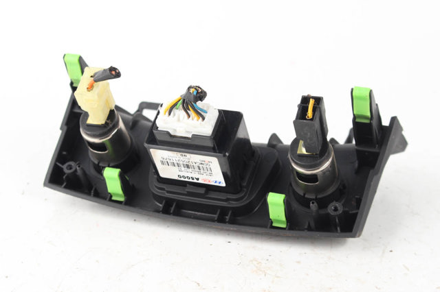 USB-разветвитель 96120A5000 HYUNDAI