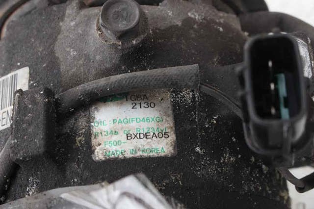 Насос кондиционера 977012Y050 HYUNDAI