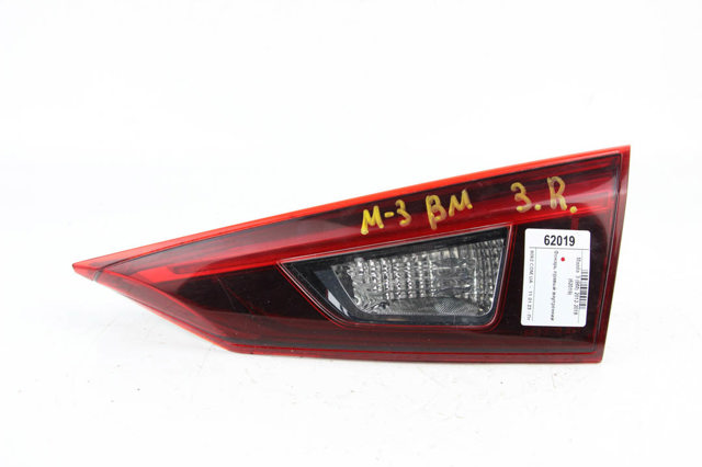 Фара задняя правая внутренняя B53W513F0 MAZDA