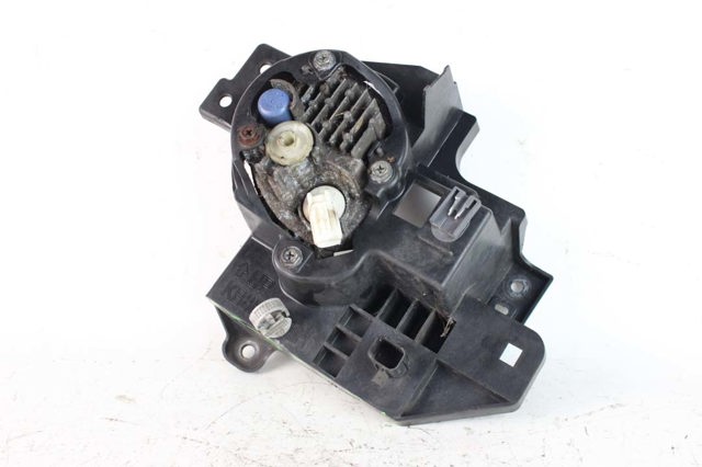 MAZDA B63B51690B Фара противотуманная левая в наличии Черновцы