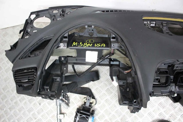 MAZDA BHN16035002 Панель салона передняя "торпедо" в наличии Николаев