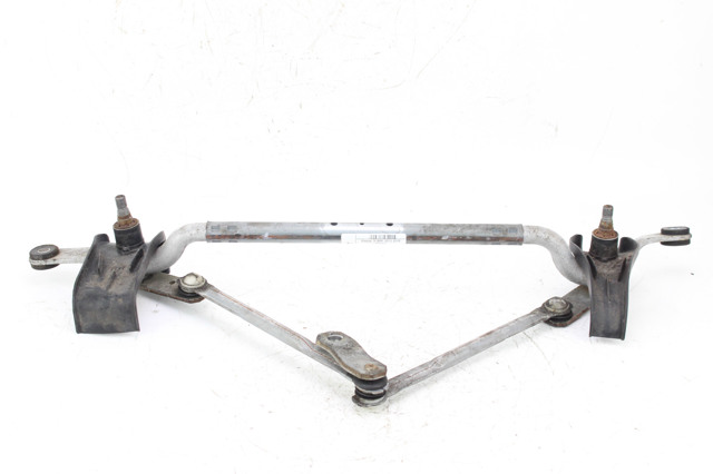 Трапеция дворников BHS267360 MAZDA