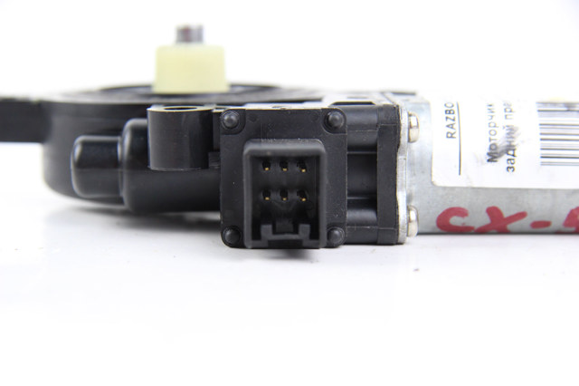 Мотор стеклоподъемника двери передней, правой D6515858XB MAZDA