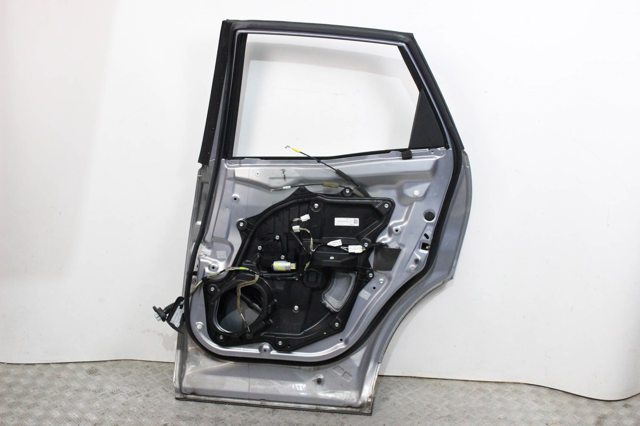 Задняя правая дверь EGY17202XL MAZDA