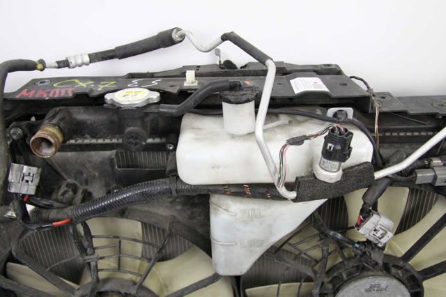 EH1053110A MAZDA Рамка радиатора купить в Днепр