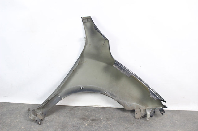 Переднее левое крыло F3101BV8MA NISSAN