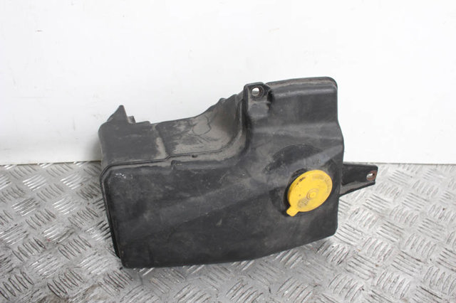 G22D67480B MAZDA Бачок омывателя купить в Днепр