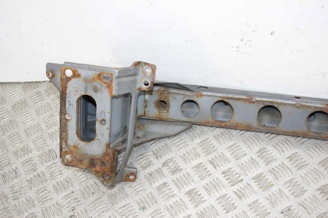 Швеллер переднего бампера G31A50070B MAZDA