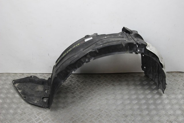 Локер передний левый GHP956140J MAZDA