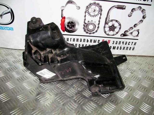 MAZDA GJ6E67481C Бачок омывателя в наличии Киев