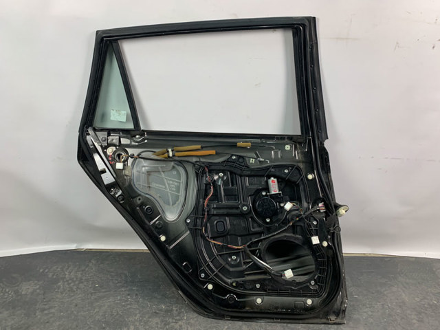 MAZDA GSYA7302XE Дверь задняя левая в наличии Ирпень