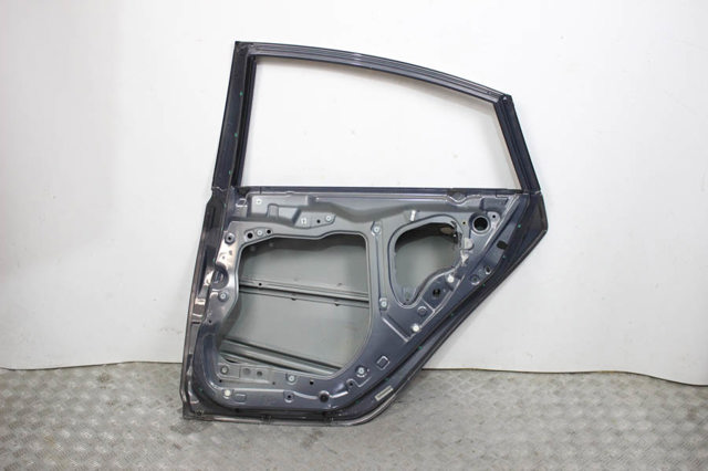 GSYD7202XE MAZDA Дверь задняя правая купить в Житомир