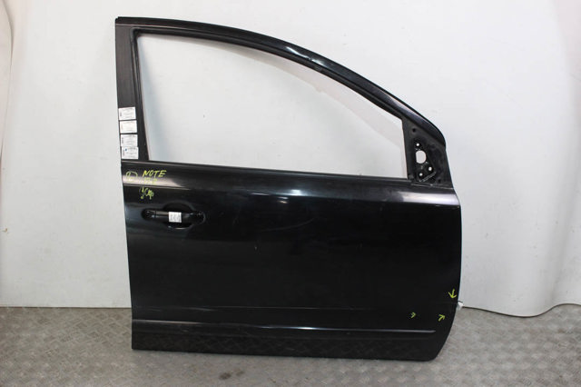 Пассажирская передняя дверь H01009U0M0 NISSAN
