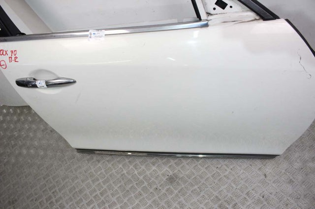 Пассажирская передняя дверь H010M1CAMA NISSAN