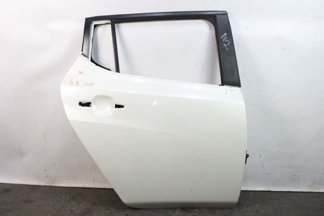 Дверь пассажирская задняя правая H21005SLMA NISSAN