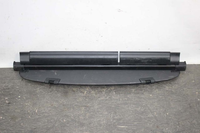 K1236834XA02 Mazda Шторка багажного отсека