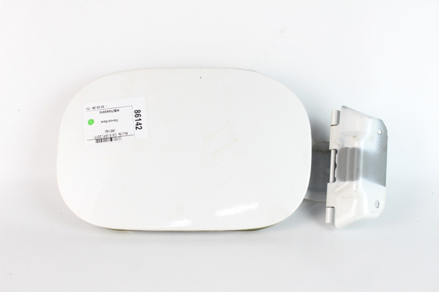 KB7W42410 Лючок бензобака (топливного бака) купить Запорожье