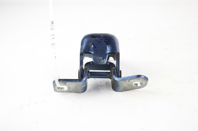 KB7W73240 MAZDA Петля двери задней левой купить в Запорожье