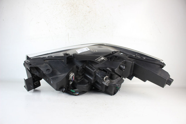 KB8M51031 MAZDA Правая фара купить в Тернополь