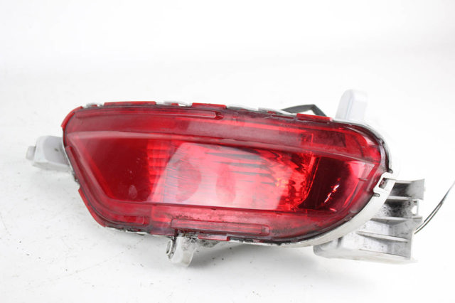 Фара заднего бампера, правый KB8M51650C MAZDA