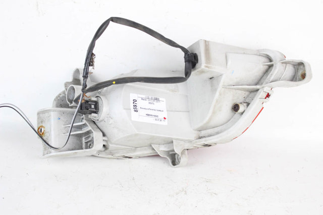KB8M51650C Фонарь заднего бампера правый купить Винница