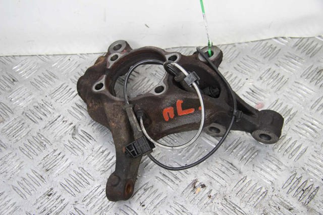 MAZDA KD3533031 Цапфа передняя левая в наличии Каменское