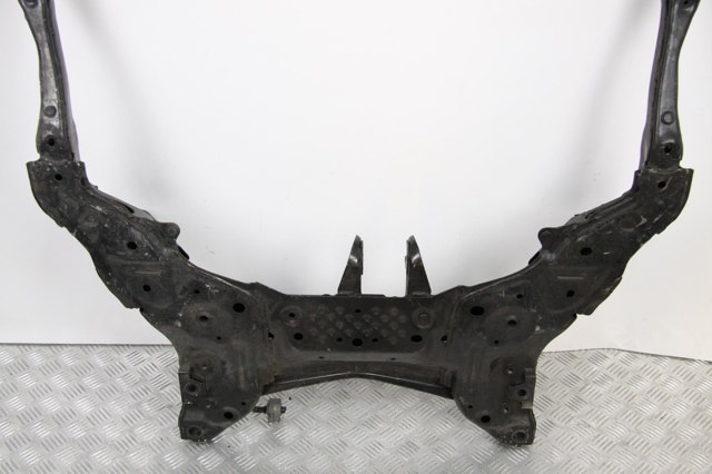 Поперечина передней подвески KD3534800C MAZDA