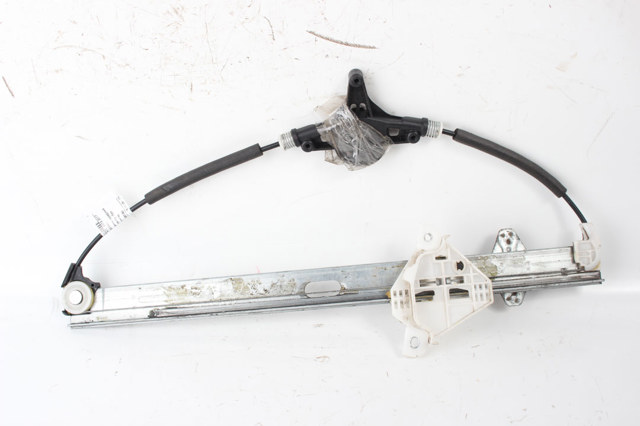 Механизм стеклоподъемника двери передней, правой KD5358590 MAZDA