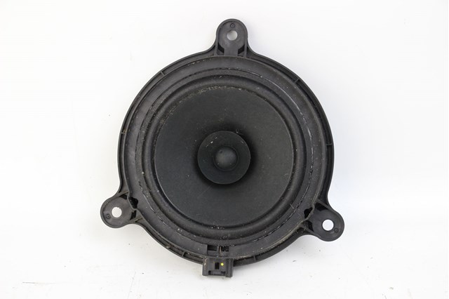 Динамик задней двери KE7066960 MAZDA