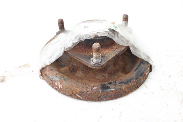 Опора передней стойки MN101372 MITSUBISHI