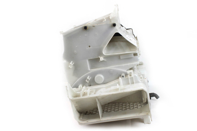 MITSUBISHI MR513421 Корпус печки в сборе в наличии Ирпень