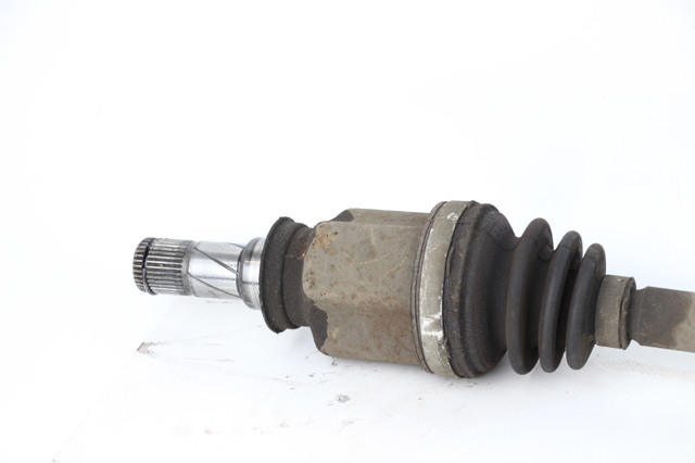Привод передний правый MR582022 MITSUBISHI