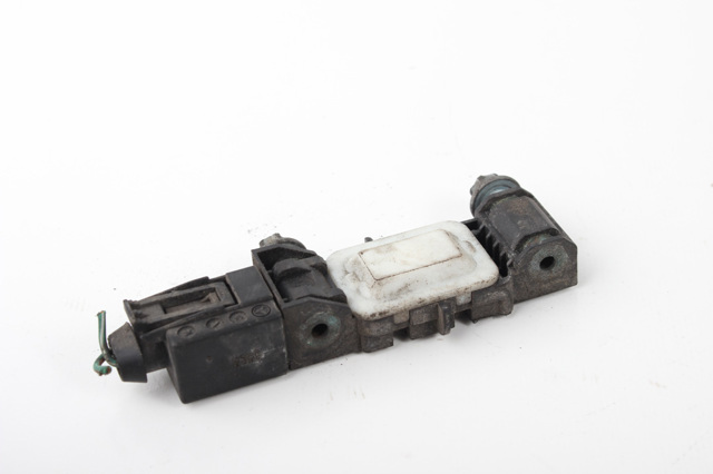 Датчик AIRBAG передний MR587418 MITSUBISHI