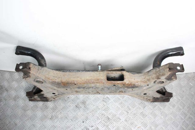 Балка передней подвески MR594001 MITSUBISHI