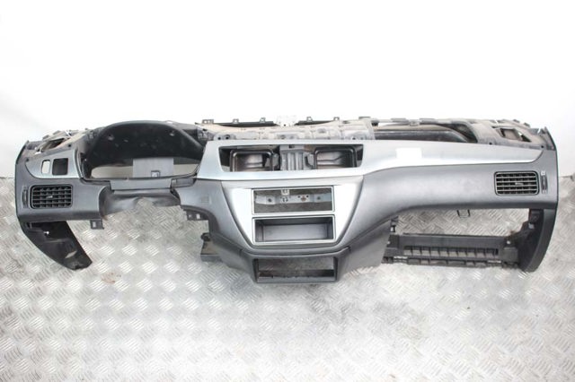 MITSUBISHI MR633550 Панель салона передняя "торпедо" в наличии Хмельницкий