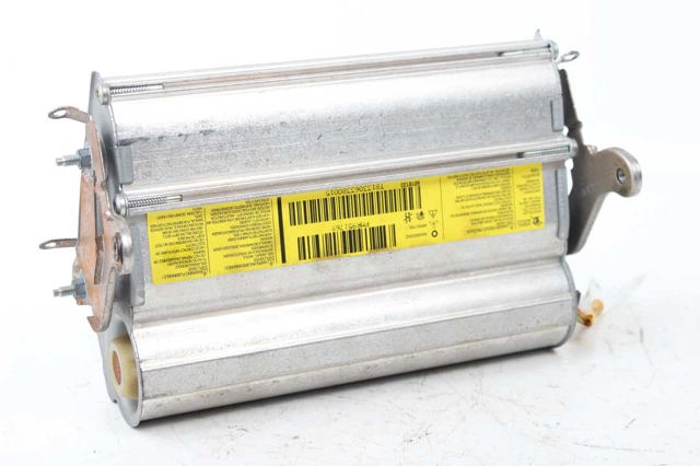 MR951769 MITSUBISHI Подушка безопасности (AIRBAG) пассажирская купить в Украина
