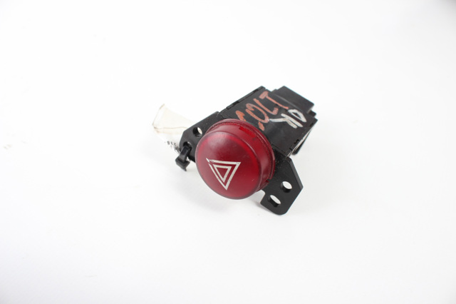 Кнопка включения аварийной сигнализации MR951792 MITSUBISHI