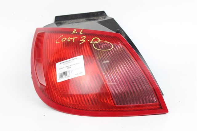 Задний фонарь Mitsubishi Colt