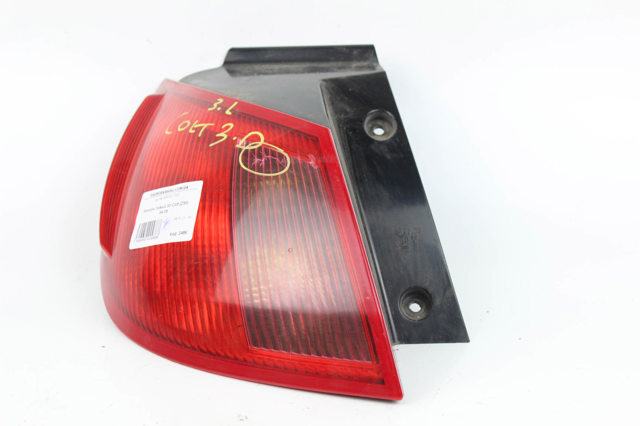MR957365 Фонарь задний левый внешний купить Запорожье