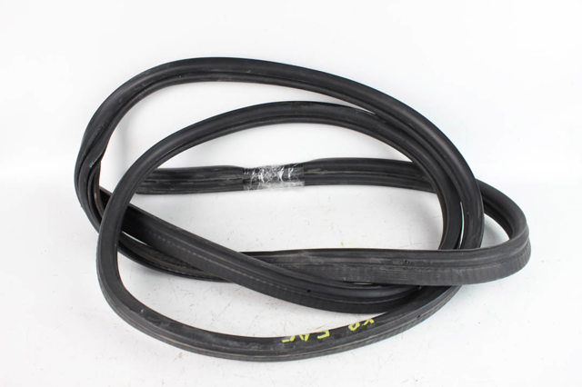 MITSUBISHI MR959343 в наличии Киев